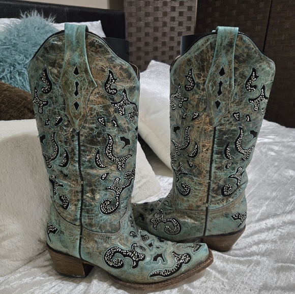 Corral Teal, Silver And Black Embellished Boots Size 8 EUC!! - Picture 4 of 12